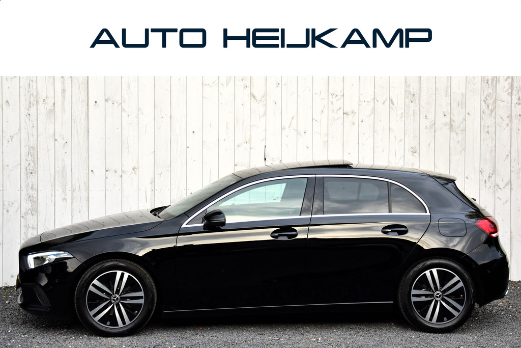 56711182-1.jpg